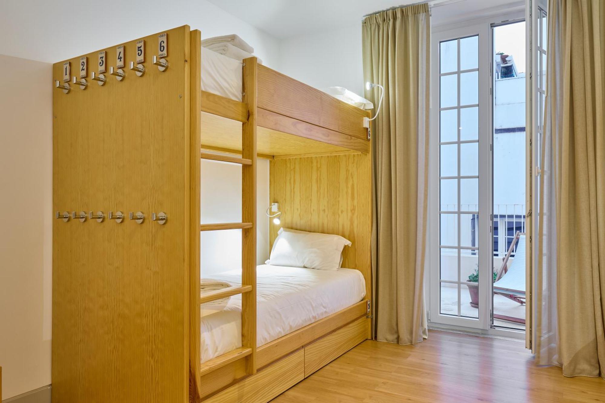 Matriz 55, & Hostal *